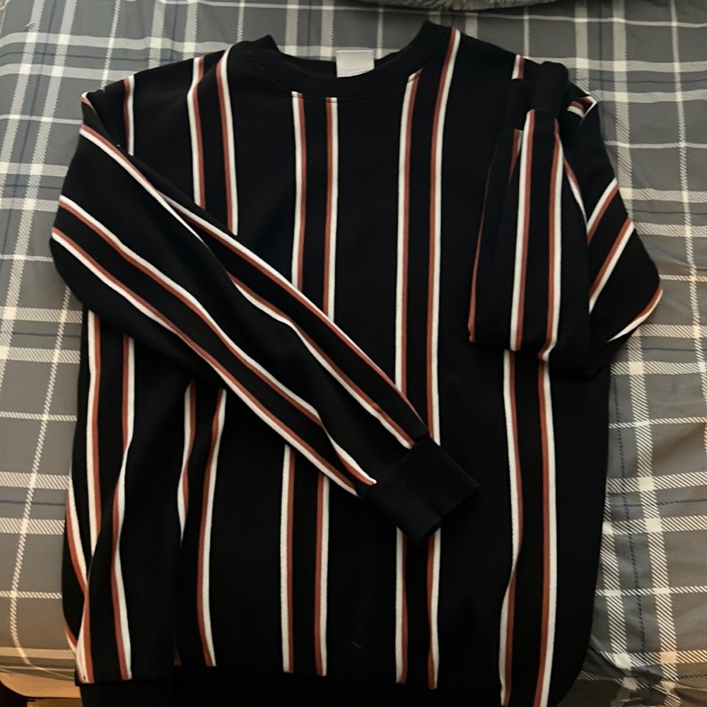 Zara crewneck sweater